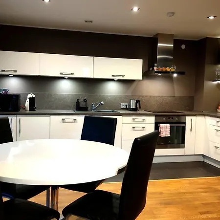 Enjoy Luxury And Convenience @best Area Of
